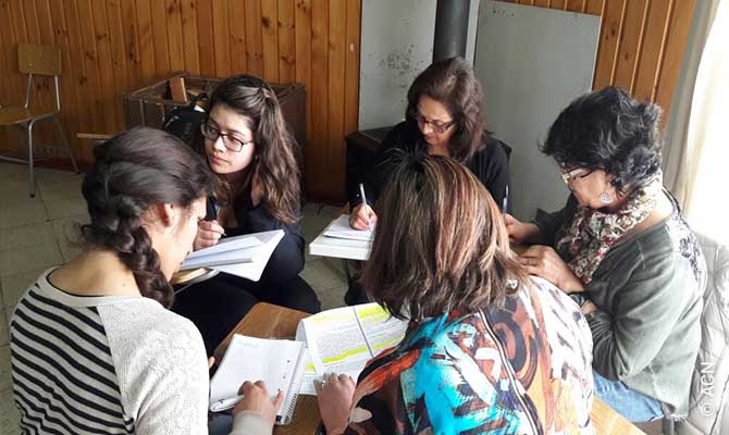 Training of 21 religious teachers in the Vicariate of Aysen in Chile.