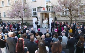 Bajo el signo de la continuidad - Relevo en la dirección de Aid to the Church in Need (ACN)