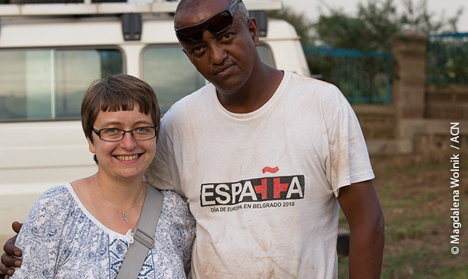 Magdalena Wolnik, Autorin einiger Dutzend Dokumentarfilme, die in Zusammenarbeit mit dem Catholic Radio- and Television Network (CRTN) und der päpstlichen Stiftung ACN entstanden sind.