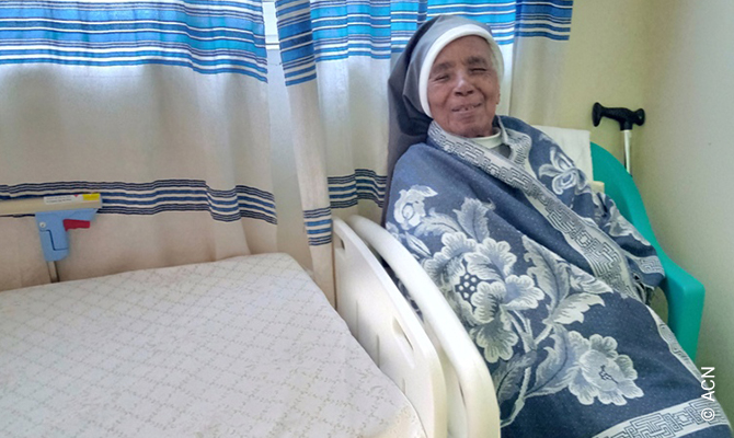 Ethiopia: two hospital-type beds and two wheelchairs for elderly religious sisters.