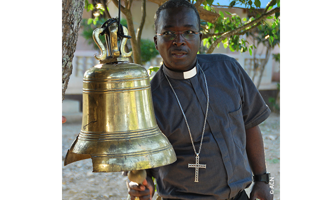 Mons. Jean Désinord, obispo católico de Hinche