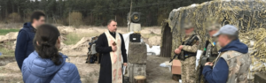 Hilfe für ukrainische Priester, um im Krieg zu helfen