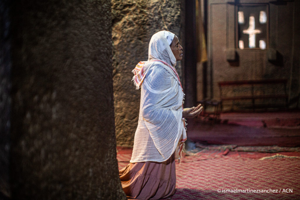 Ethiopia: a church carved in stone 