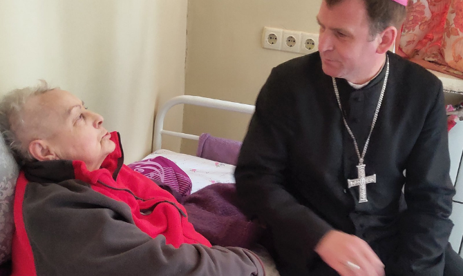 Bishop Honcharuk in an hospital in Ukraine