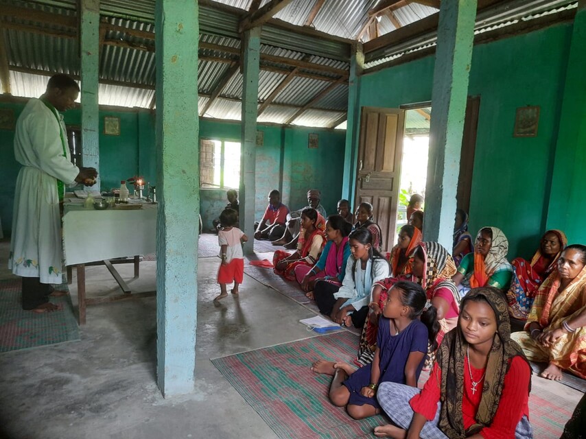 The Church in Nepal: Mass