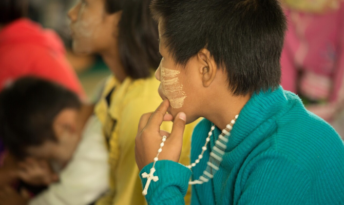 Myanmar coup prayer campagne